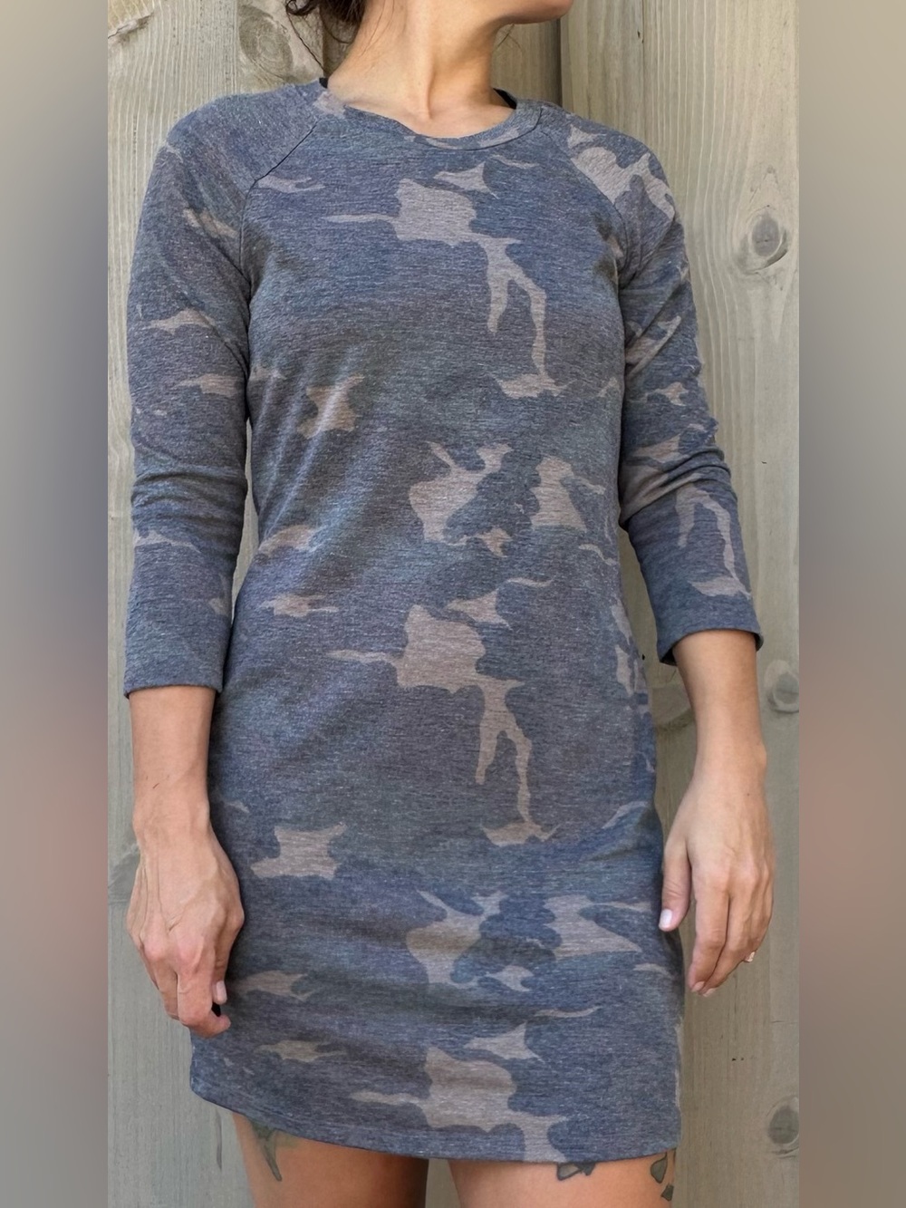 Tresics Gray Camo Long Sleeve Knit Dress